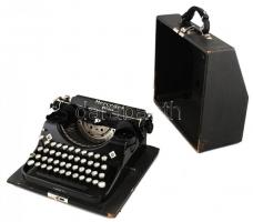 cca 1930 Mercedes Prima írógép magyar billentyűzettel, jelzett, jó állapotban, működik, dobozzal 34×33 cm