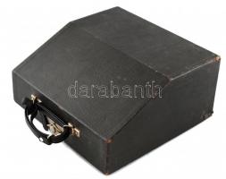 cca 1930 Mercedes Prima írógép magyar billentyűzettel, jelzett, jó állapotban, működik, dobozzal 34×...