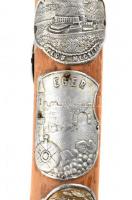 Túrabot 40 db, részben háború előtti magyar botjelvénnyel