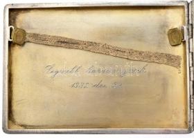 Ezüst(Ag) cigarettatárca, fedél bal felső részén monogrammal, belsején gravírozással 1932. dec. 24. ...