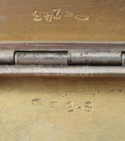 Ezüst(Ag) cigarettatárca, fedél bal felső részén monogrammal, belsején gravírozással 1932. dec. 24. ...