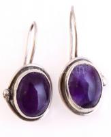 Ezüst(Ag) ovális fülbevalópár ametiszttel, jelzett, h: 1,7 cm, bruttó: 8,24 g
