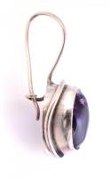 Ezüst(Ag) ovális fülbevalópár ametiszttel, jelzett, h: 1,7 cm, bruttó: 8,24 g