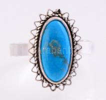 Ezüst(Ag) gyűrű, türkizszínű kék kővel, jelzés nélkül, méret: 55, bruttó: 4,41 g