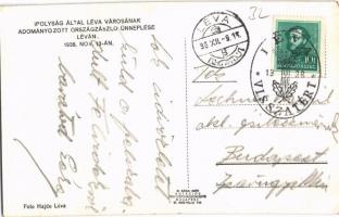 1938 Léva, Levice; Ipolyság által Léva városának adományozott országzászló ünneplése, bevonulás, cse...