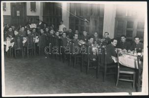 1940 100 napos bajtársi vacsora MFI jelzett fotó 12x18 cm