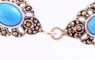 Ezüst(Ag) karkötő türkizszínű kővel és markazittal, jelzett, h: 20 cm, bruttó: 14,42 g