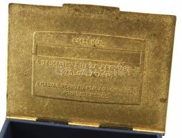 "Emlékül a szocialista haza fegyveres szolgálatáért a Magyar Népköztársaság Honvédelmi Miniszte...