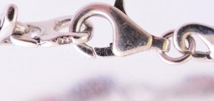 Ezüst(Ag) borostyános karkötő, jelzett, h: 18 cm, bruttó: 13,85 g