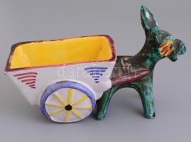 Szamár kocsival kerámia figura, kézzel festett, jelzett, lepattanásokkal, h: 18 cm