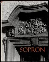 Csatkai Endre: Sopron. Bp., 1971, Képzőművészeti Alap.  Kiadói egészvászon-kötés, kiadói szakadozott papír védőborítóban de egyébként jó állapotban. Megjelent 6200 példányban.