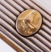 Ezüst (Ag.) pénzcsipesz, jelzett, 18K aranyozott plasztkus lófej díszítéssel, jelzett, 4,5x1,5 cm, 1...