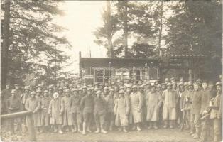 1917 Pionier-Dorf, Friseur / WWI German military, group of soldiers, pioneers. photo