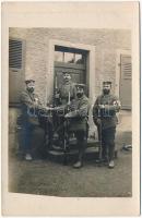 1915 WWI German military, soldiers with bayonets. photo