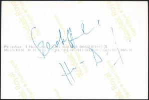 Hegedűs D. Géza színész aláírása az őt ábrázoló fotón