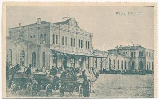 1916 Vilnius, Wilno, Wilna; Bahnhof / railway station, horse-drawn carriages (wet damage)
