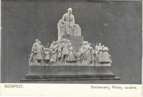 Budapest V. Vörösmarty Mihály szobra (EB)