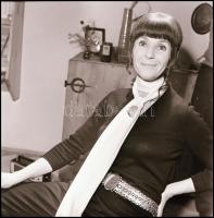 1970 Psota Irén színésznőről készített felvételek, 20 db vintage NEGATÍV Kotnyek Antal (1921-1990) b...