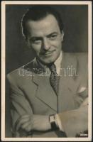 cca 1942 Jávor Pál színész portréja, Angelo (1894-1974) budapesti fényképész és fotóművész műtermében készült felvétel, a Rákosi Kiadó gondozásában megjelent 581. sz. fotólap, 13,8x9 cm