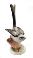 Aquincumi porcelán madár, kézzel festett, jelzett, apró lepattanással, m: 14 cm