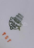 Zsolnay porcelán váza, matricás, jelzett, kopásnyomokkal, m: 14,5 cm