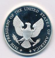 Bognár György (1944-) DN "Az Egyesült Államok 35. elnöke / John Kennedy Jr. tiszteleg apja előt...