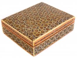 Fa doboz berakásokkal, 10x12x13,5 cm