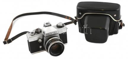 Pentacon Praktika tükörreflexes fényképezőgép, 50 mm Carl Zeiss objektívval, eredeti tokban