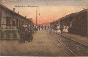 1918 Királyháza, Korolevo, Královo nad Tisou; vasútállomás, vonat. Vasúti levelezőlapárusítás 8222. / railway station, train (EB)