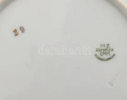 Moritz Zdekauer art deco étkészlet hiányos. 6 mélytányér, 5 lapos, 5 kicsi, 3 tálaló tál. levonóképe...