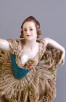 Volkstedti porcelán-réz táncosnő asztali lámpa, kézzel festett, jelzett, sérülésekkel, nem kipróbált...