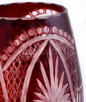 Vörös ólomkristály kehelyváza. kis lepattanással 21 cm