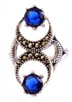 Ezüst(Ag) dupla holdas gyűrű, kék kővel, jelzett, méret: 55, bruttó: 4,49 g