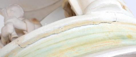 Két zenész a pavilonban, mázas kerámia, jelzés nélkül, repedésekkel, m: 42 cm, d: 23 cm. Jótékonyság...