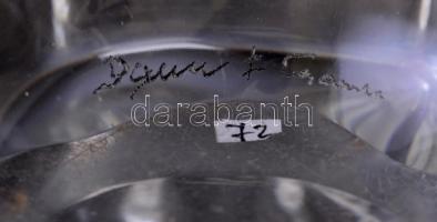 Daum Nany jelzéssel üveg váza, kis kopásnyomokkal, m: 16,5 cm