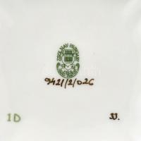 Zsolnay pillangó mintás bonbonniere. Kézzel festett, jelzett, hibátlan. 11x11 cm