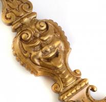 Bronz levélbontó tartóval, h: 22 cm; tartó: 21,5×9 cm