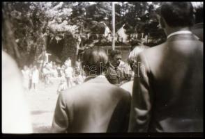 cca 1960-1970 Göd, úttörőtábor, 17 db negatív kocka