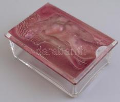 Rózsaszín fedelű, akt motívumú üvegdoboz, csorbákkal, 6x14x10 cm