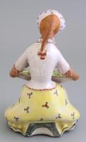 Asszony tálcával, kerámia figura, festett, mázas, jelzett, kopásokkal, m: 18 cm