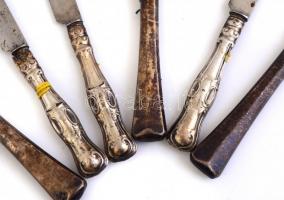 4 + 3 db ezüst nyelű kés. Jelzettek. 19 cm, 21 cm