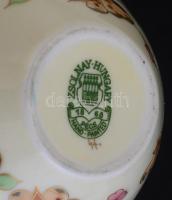 Zsolnay pillangó mintás váza. Kézzel festett, jelzett, hibátlan. 13 cm