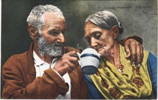 1932 Napoli, Naples; Costumi Napoletani, Vino buono / Italian folklore, old couple drinking wine (crease)