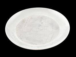 Herendi Porcelángyár emléktál, biszkvit/fehér mázas, jelzés nélkül, apró kopásnyomokkal, d: 15 cm. F...