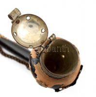 Régi pipa, szipkával, kopásnyomokkal, h: 15 cm