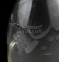 Italos üveg, dugóval Formába öntött, metszett, hibátlan.  m: 31 cm