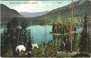 Altai, Le lac inférieur dans la vallée de la riviere Arasan / lake in the valley of the Arasan river, folklore (EK)