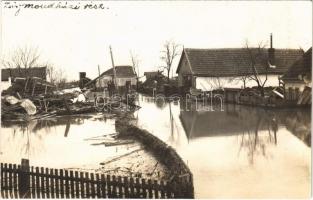 Zsigmondháza, Muresel (Arad); árvíz / flood. photo (ragasztónyom / glue mark)
