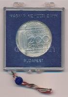 1977. 200Ft Ag "Nemzeti Múzeum" eredeti, plombált MNB tokban, tok kissé sérült T:BU kis pa...