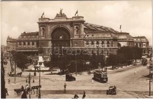 Budapest VII. Keleti pályaudvar, vasútállomás, Baross szobor, villamosok, automobil